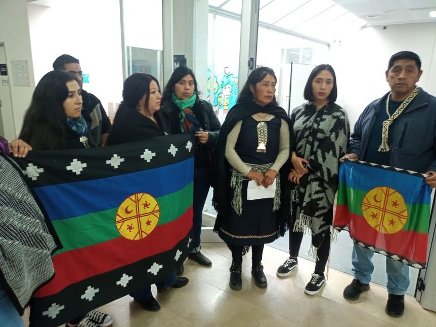 Comunidades mapuches ocuparon la Casa de las Leyes