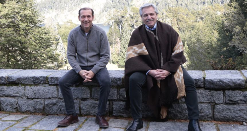 El Presidente vuelve a la Provincia y comparte el acto del Día de la Industria con Gutiérrez