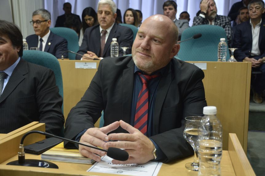 En Ser acusaron a los legisladores provinciales del FdT de “vagos que no quieren trabajar