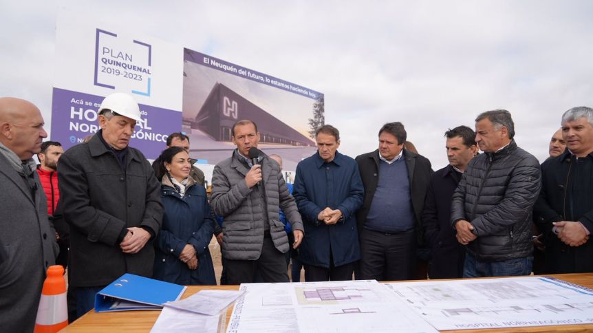 Junto a Katopodis, Gutiérrez supervisó las obras del Hospital Norpatagónico
