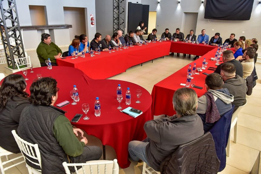 Elecciones Trelew: la Mesa Intersindical convocó a todos los precandidatos del oficialismo