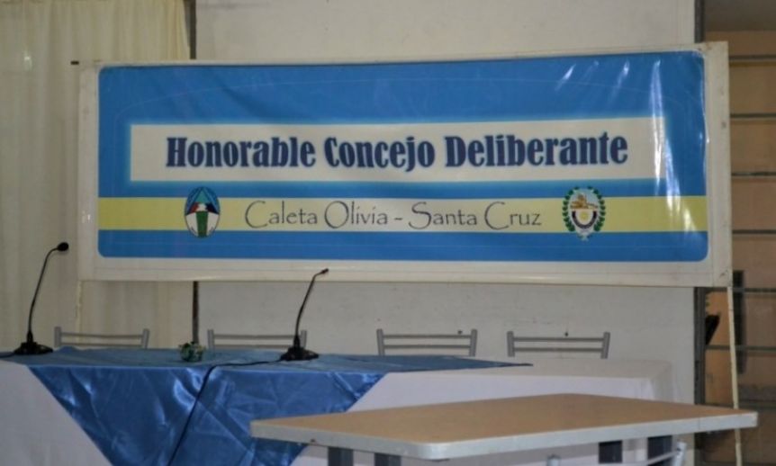 Concejales de Caleta Olivia piden la vuelta a la presencialidad tras otra sesión virtual fallida