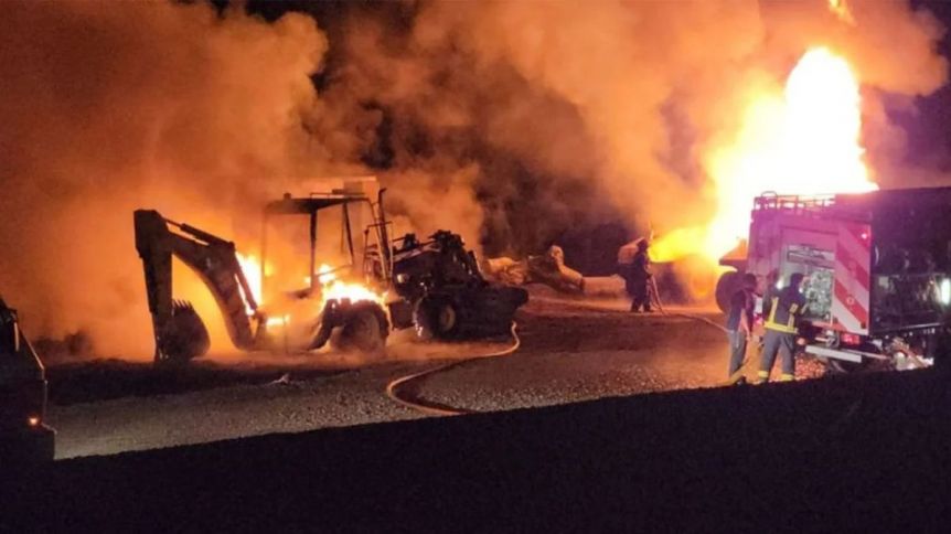 Aseguran que el incendio en Villa La Angostura fue ejecutado por la RAM