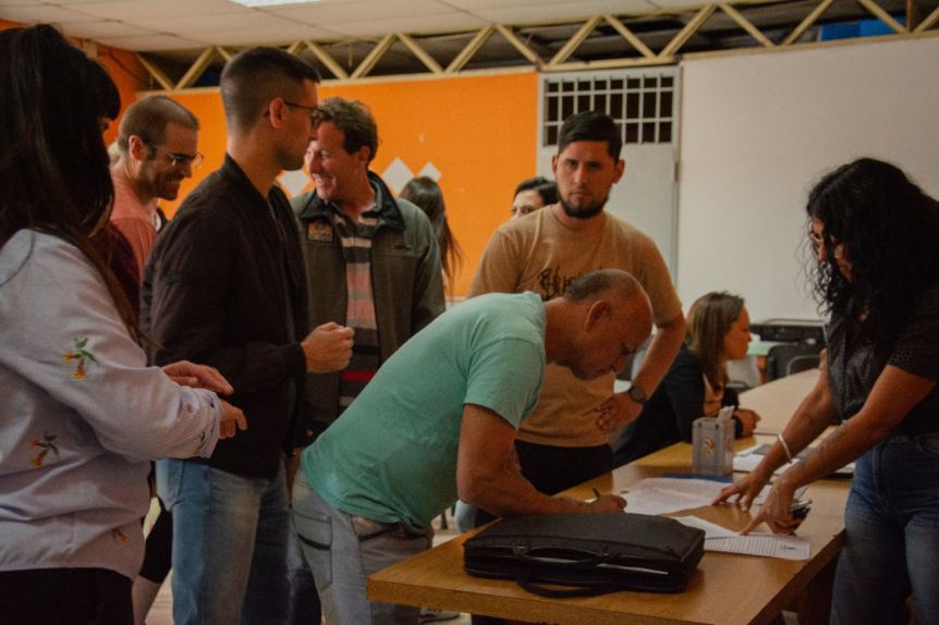 Provincia firmó un nuevo acuerdo salarial con trabajadores del Instituto de Asistencia Social