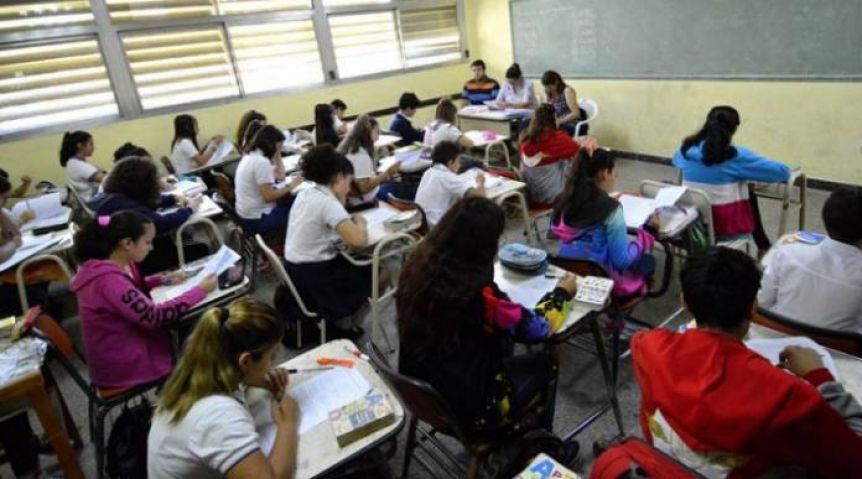 Con resistencia de ATEN y UNTER, se realizó la evaluación Aprender en Neuquén y Río Negro
