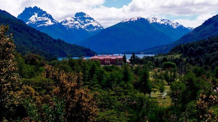 Lago escondido: el Frente de Todos de Neuquén tildó a la justicia de