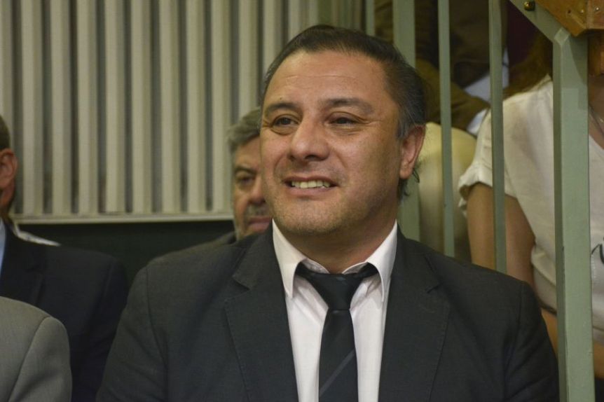 Denunciaron penalmente al ministro de Trabajo Teodoro Camino