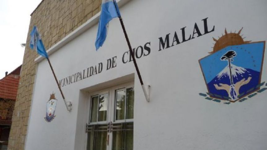 Militantes del Polo Obrero protagonizaron violentos incidentes en la municipalidad de Chos Malal