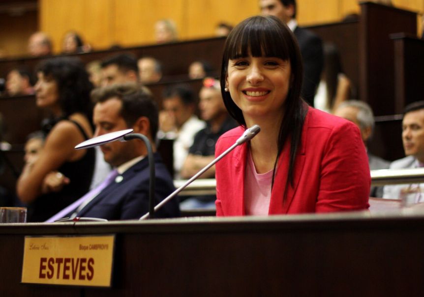 Figueroa sumó a su armado a la dirigente del PRO, Leticia Esteves