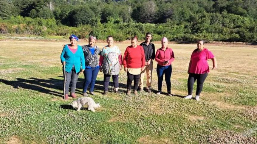 El country Arelauquen corrió el alambrado y una comunidad mapuche recuperó su tierra