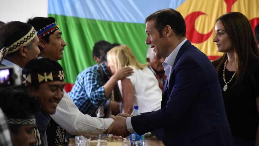 Gutiérrez formalizó la Consulta Previa y los mapuches pidieron por el relevamiento en Vaca Muerta