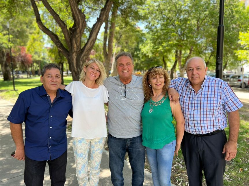 El partido liberal presentó la candidata a intendente y concejales para Centenario