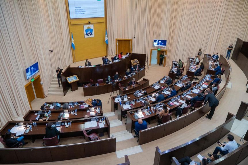 Diputados presentaron declaración en repudio al doble femicidio