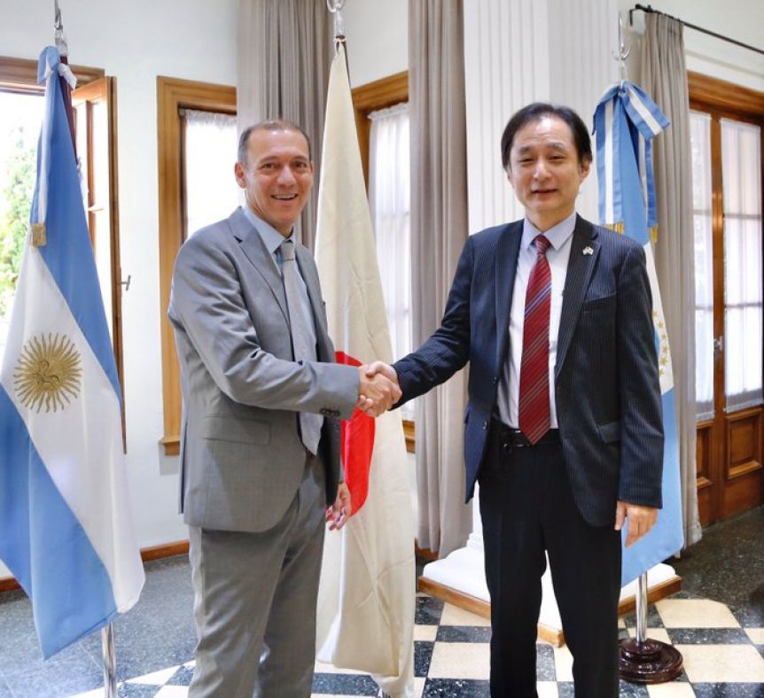 Encuentro bilateral: Gutiérrez se reunió con el Embajador de Japón en Argentina, Hiroshi Yamauchi