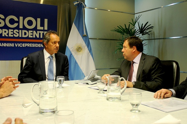 Scioli y Weretilneck firmaron el acuerdo