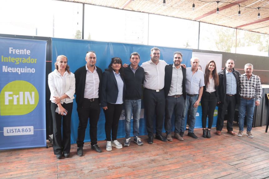 Koopmann acompañó la presentación de los candidatos del Frente Integrador Neuquino