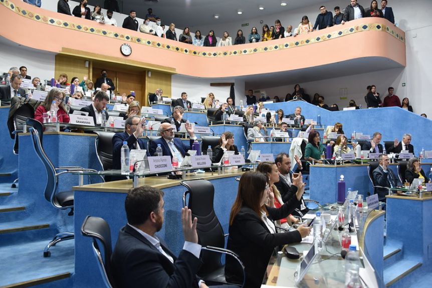 Cómo quedaría la distribución de fuerzas en la Legislatura tras las elecciones del 16 de abril