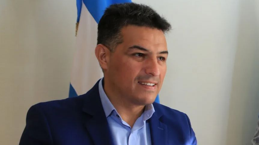 Desde Sarmiento anunciaron que adelantarían las elecciones municipales
