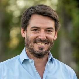 Elecciones en Neuquén y Río Negro: las cábalas y tradiciones de los candidatos