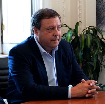 Elecciones en Neuquén y Río Negro: las cábalas y tradiciones de los candidatos