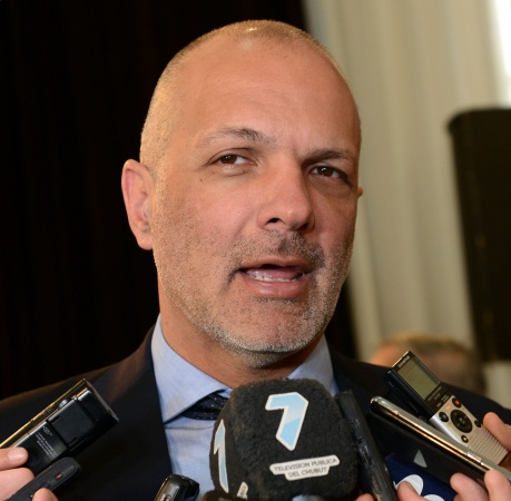 “Vamos a esperar el escrutinio definitivo”