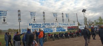 El MPN desplegó su mística en un cierre de campaña a puro baile en Neuquén Capital