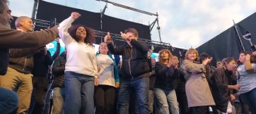 El MPN desplegó su mística en un cierre de campaña a puro baile en Neuquén Capital