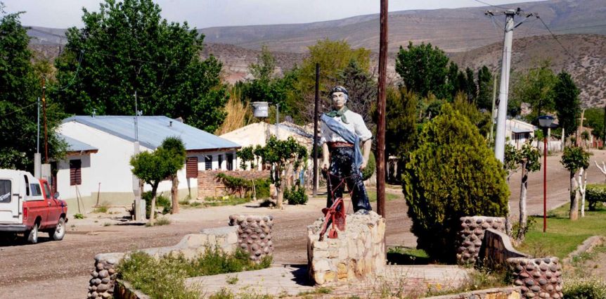 Insólito: en un pequeño pueblo neuquino aseguran que votó más gente de la que vive