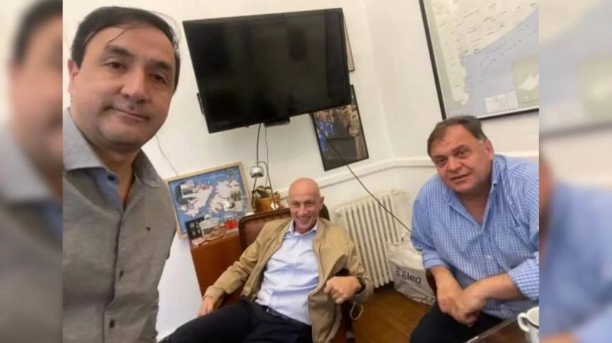 Reunión de cuatro: encuentro clave para el armado provincial