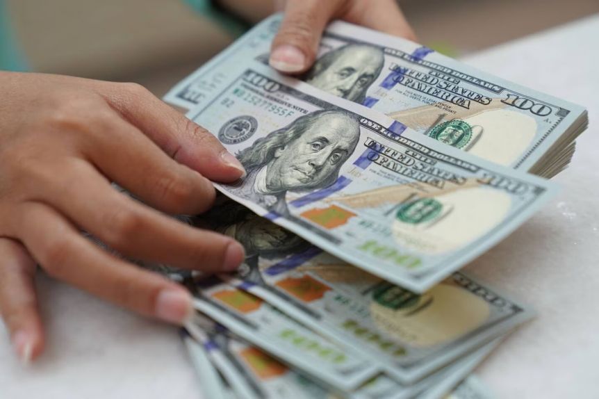 Tras las nuevas medidas del Gobierno, el dólar blue volvió a dispararse