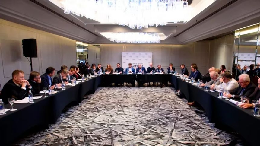 Presidenciables y economistas de Juntos rechazaron la dolarización de Milei