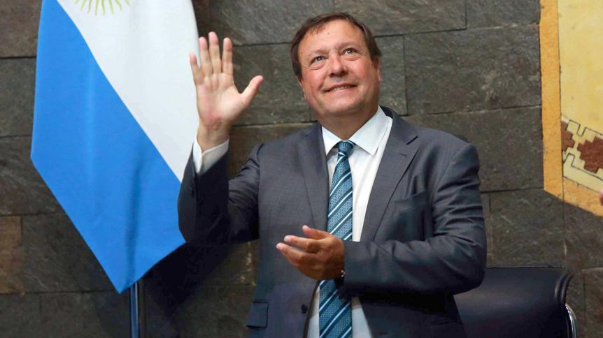 Weretilneck se viste de gobernador para aportar una visión federal al proceso electoral
