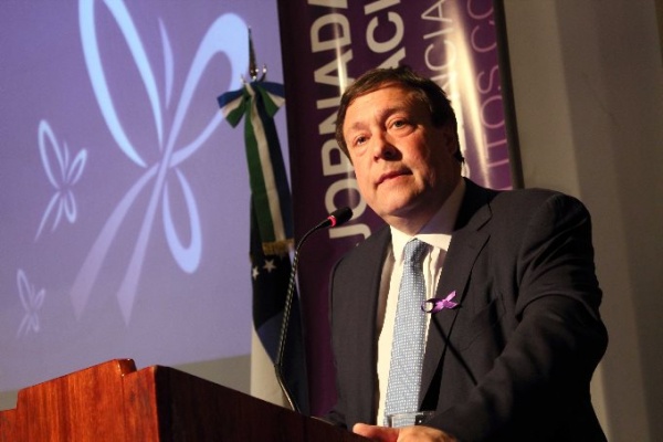 “Plantear nuevas reglas con las Provincias es retroceder”