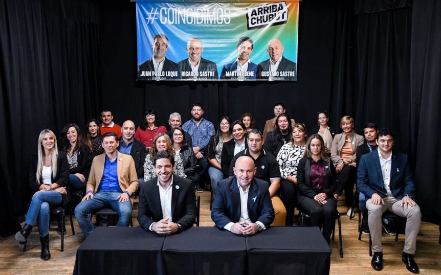 Mientras que Sastre presentó la lista de unidad de Arriba Chubut, JxC irá a la interna