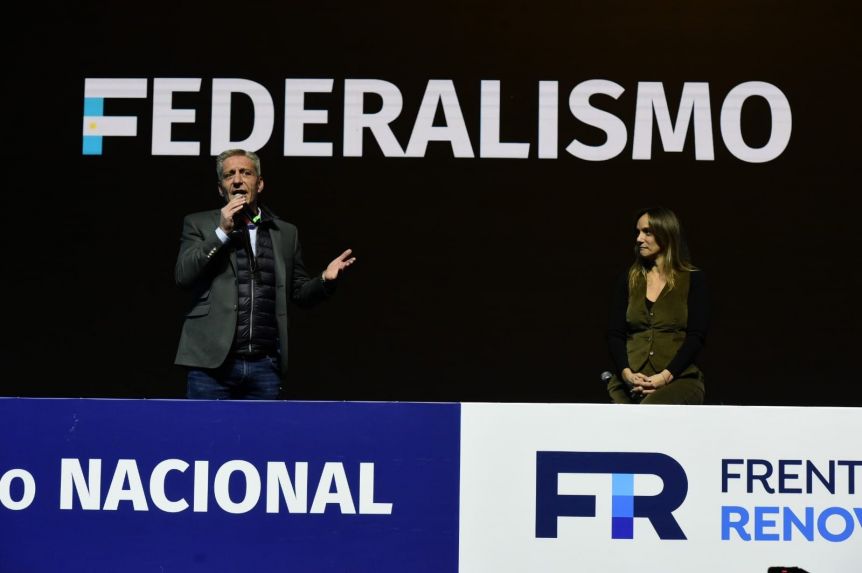 En el Congreso Nacional del Frente Renovador, Arcioni destacó la unidad y el federalismo del partido