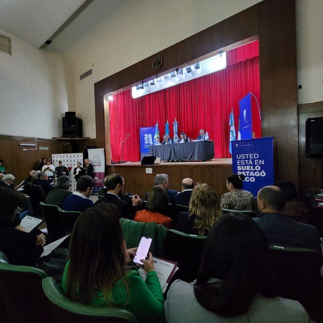 Con el foco puesto en la defensa de los recursos naturales, concluyó la tercera sesión anual del Parlamento Patagónico