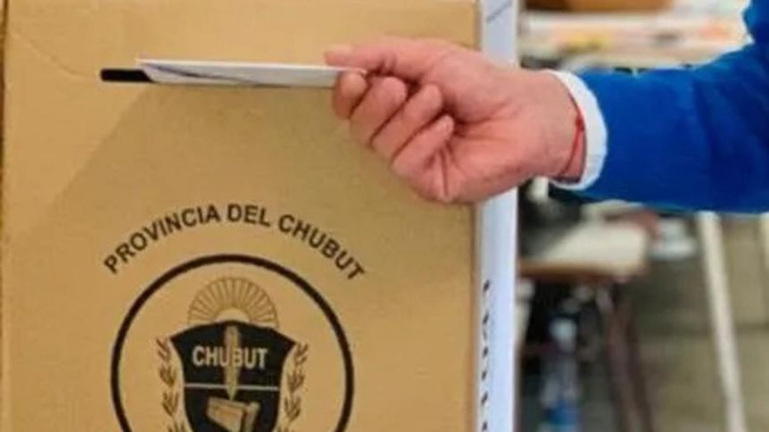 La campaña hiperlocal, el acierto del desdoblamiento y la gambeta al escenario nacional