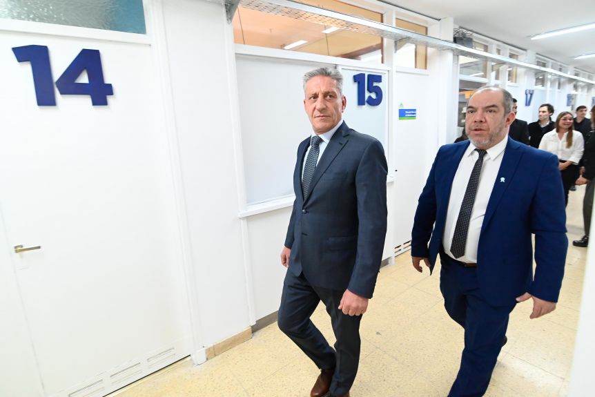 Arcioni presentó el informe de gestión educativa y disparó duro contra propios y ajenos