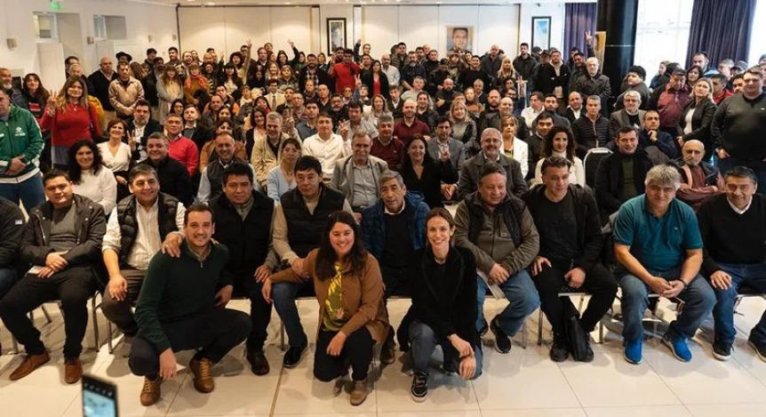 En apoyo a la precandidatura de Massa, surgió otro frente plural en Neuquén