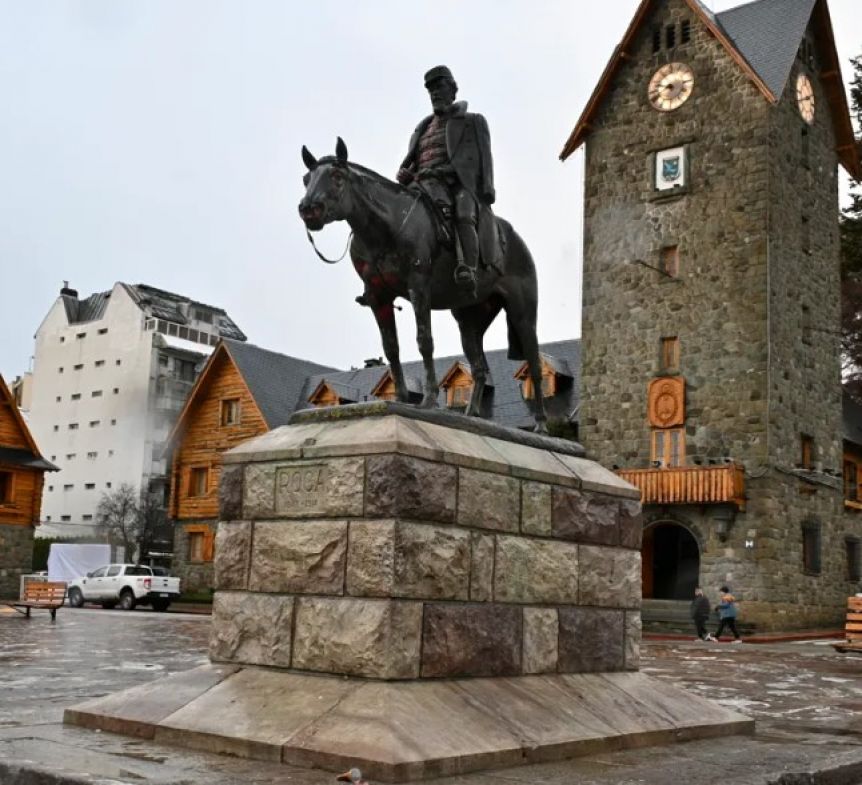Concejal convoca a referéndum popular para definir el conflicto sobre el monumento de Roca