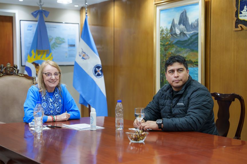 Transición en marcha: Alicia Kirchner se reunió con Claudio Vidal