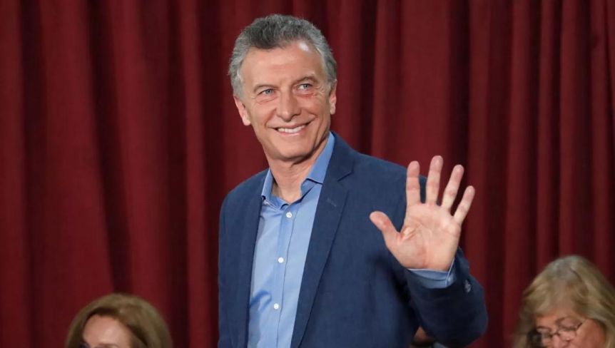 Libertarios y amarillos, en disputa por Macri