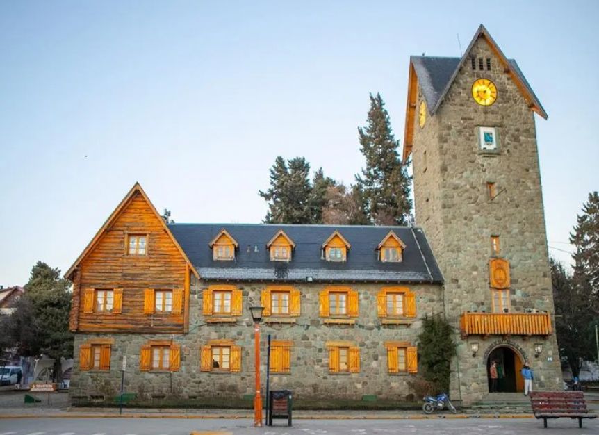 Elecciones 2023: Bariloche va a los comicios con 12 candidatos a la intendencia