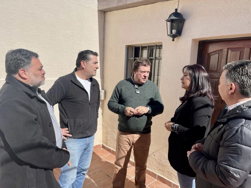 Tras la derrota de Carreras en Bariloche, Weretilneck retoma su agenda de campaña en el territorio