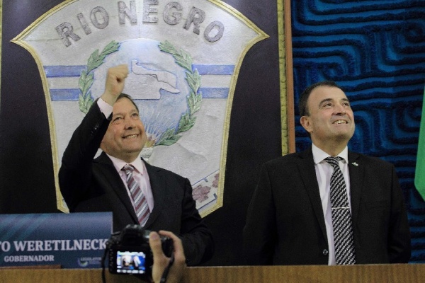 No es posible vivir de espaldas a la Nación”