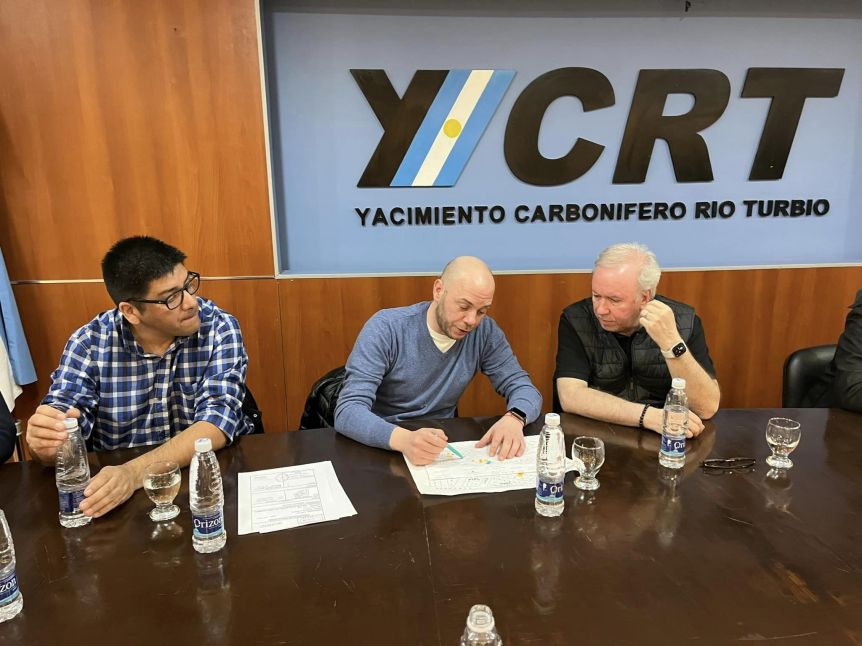 YCRT y Río Turbio entregarán terrenos a empleados de la carbonífera