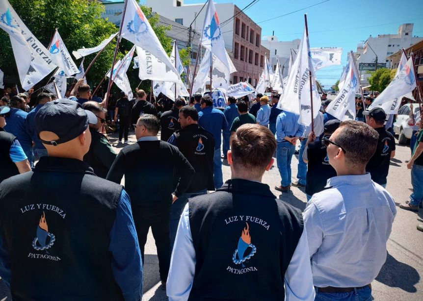 Finalmente, el Sindicato Regional de Luz y Fuerza de la Patagonia suspendió el paro