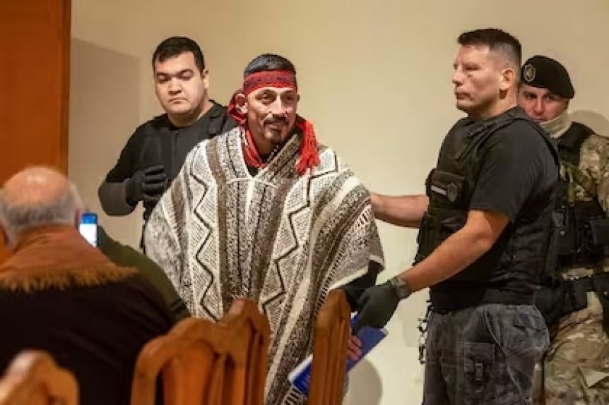 Avalaron la extradición a Chile del líder mapuche, Facundo Jones Huala