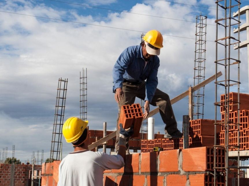 Neuquén en alza: volvió a encabezar el crecimiento del empleo de la construcción a nivel nacional