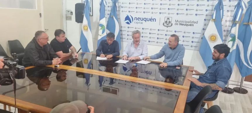 Paritarias: aumento salarial del 25% para municipales